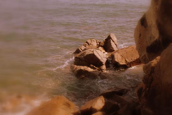 Roc-and-trolls.jpg [image : JMC]